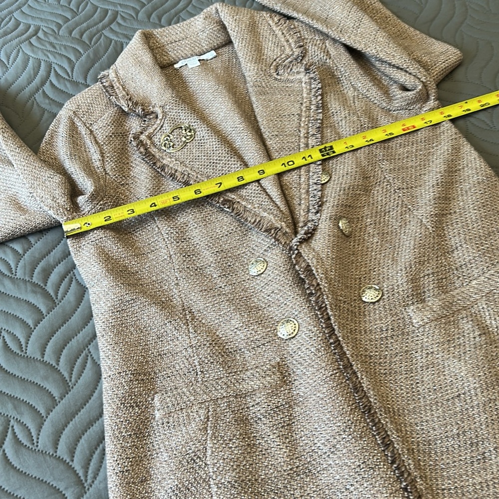 EUC - Chico’s GORGEOUS Tan/Silver Tailored Jacket - Picture 7 of 10